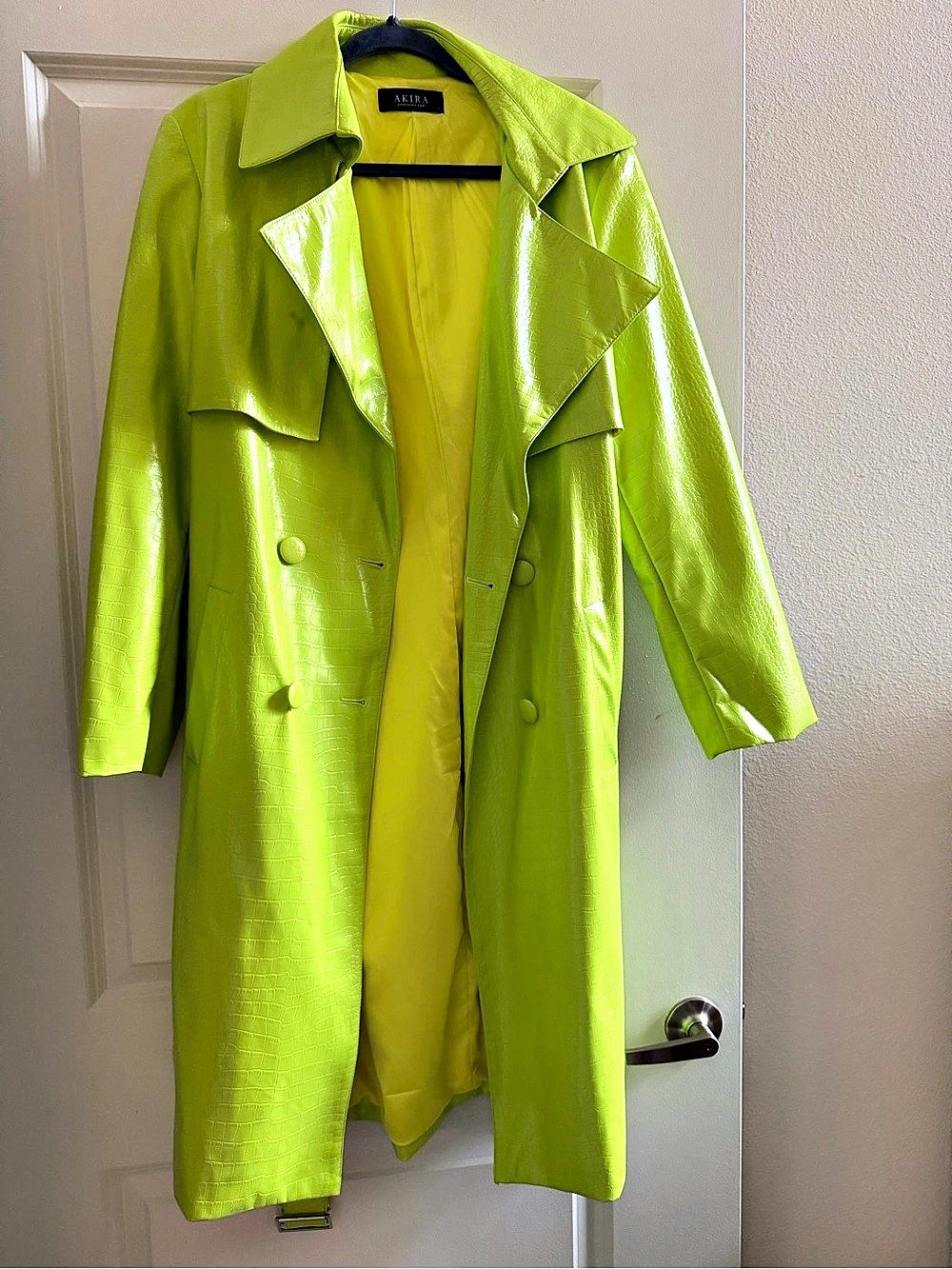 AKIRA Hearts On Fire Neon Croc Trench Jacket Green & Yellow Large